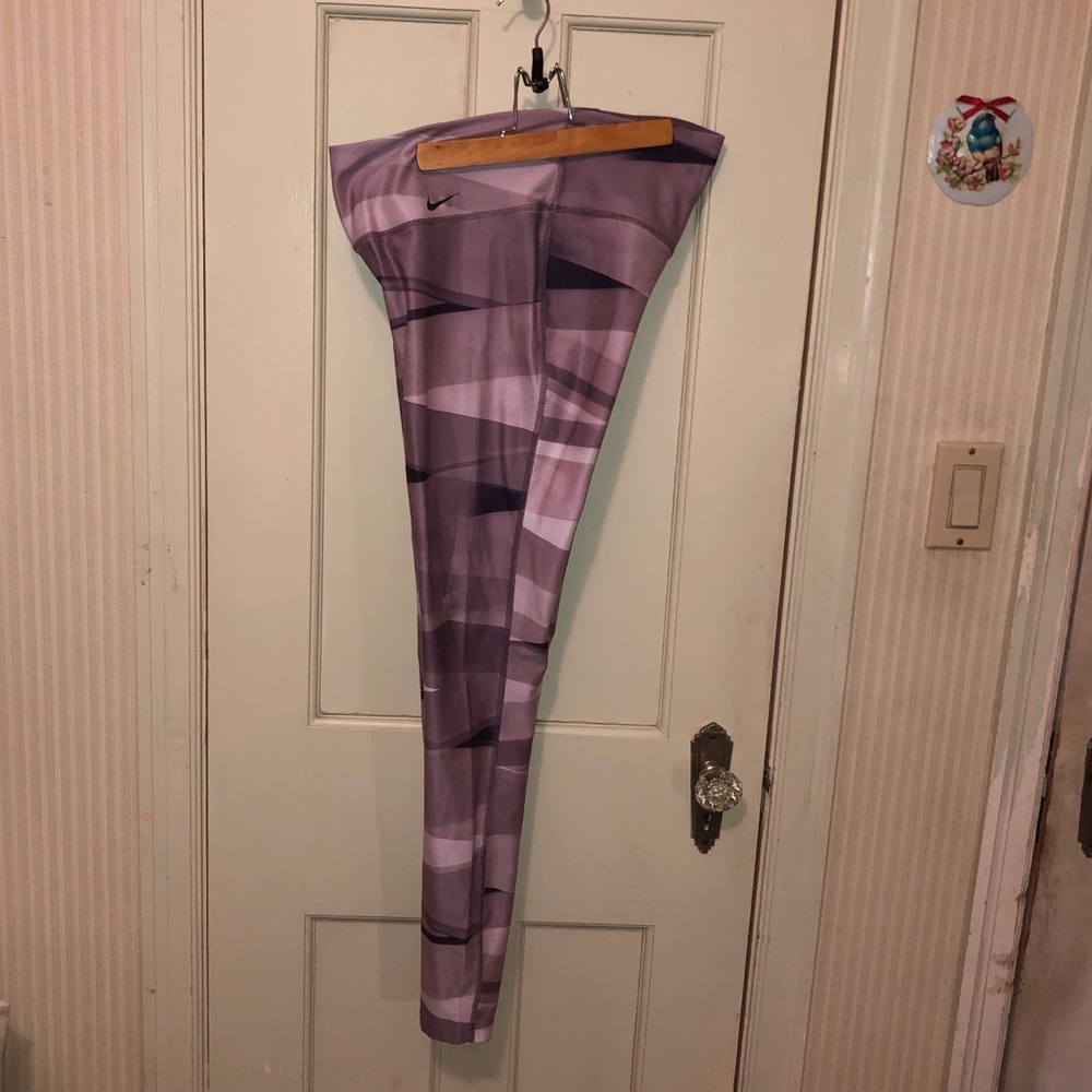 Nike Legend Leggings